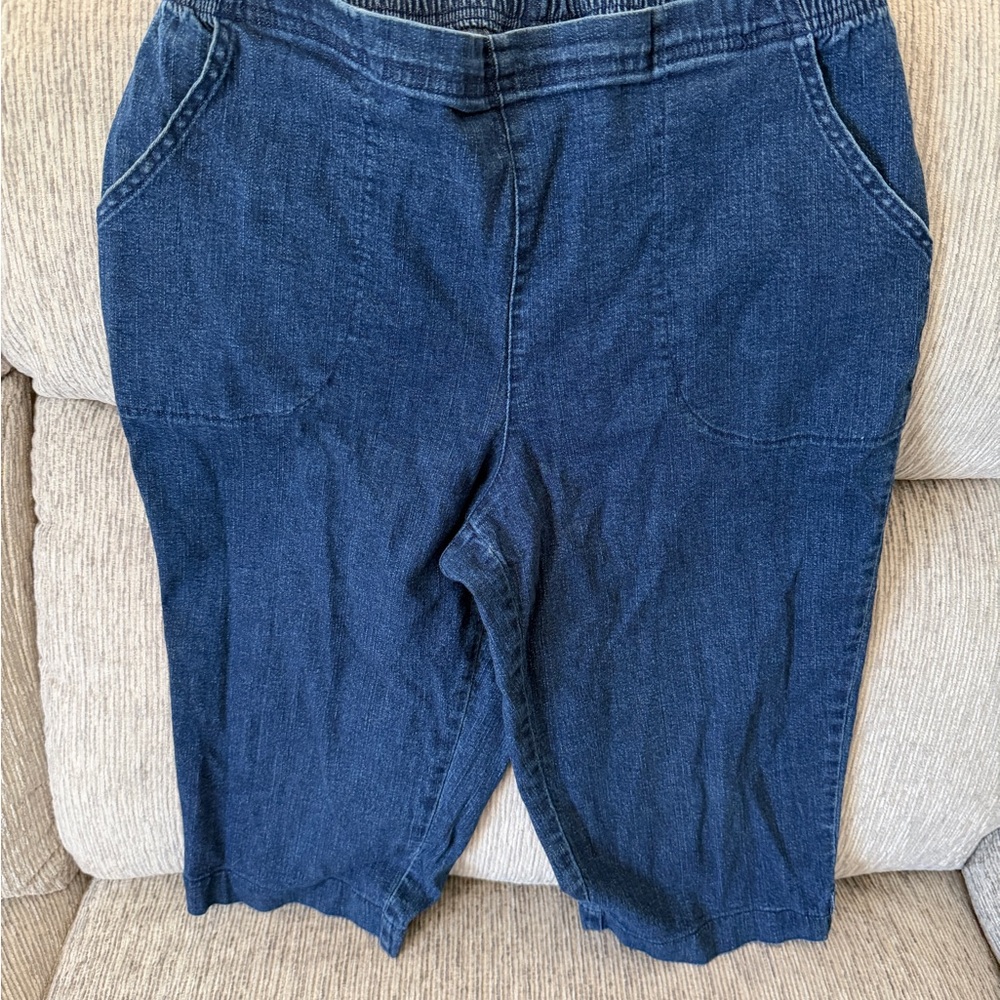 Denim Capri Pants